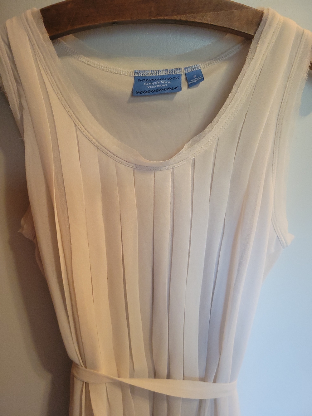 Simply Vera Vera Wang Pleated Cream Sleeveless Dress with Waist Tie Womens Small - Picture 5 of 10